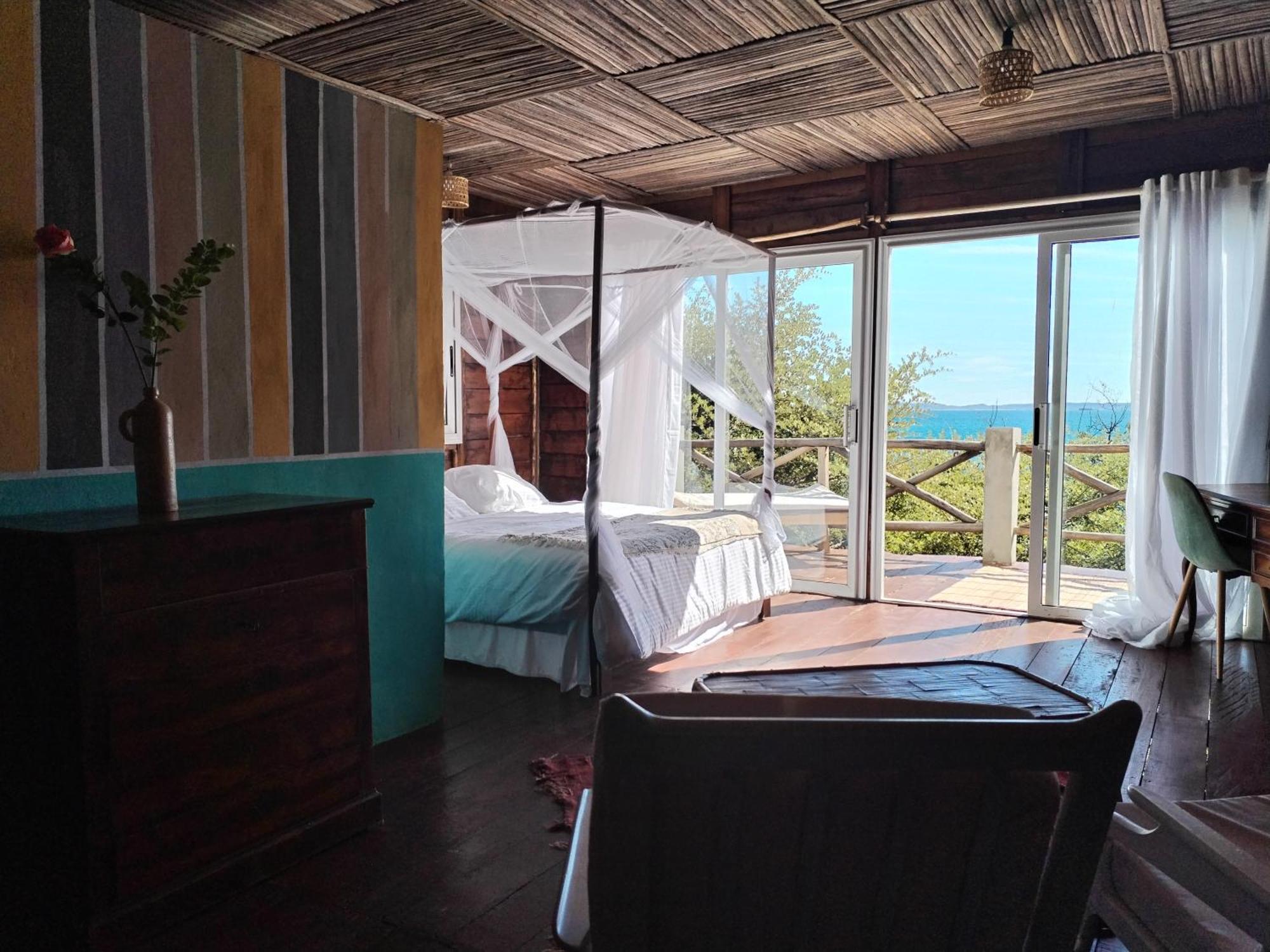 Hotel Riziky Antsiranana Extérieur photo