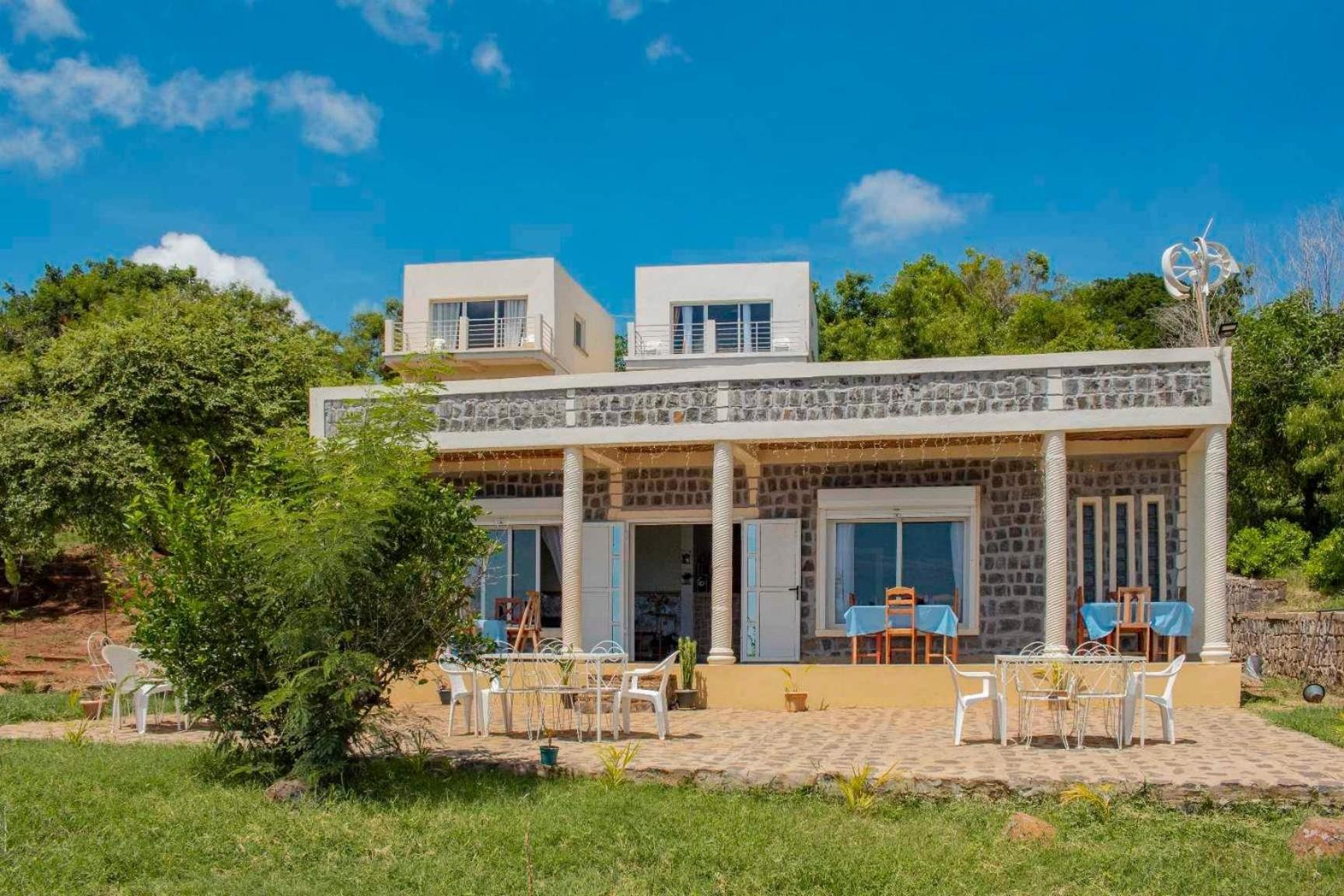 Hotel Riziky Antsiranana Extérieur photo